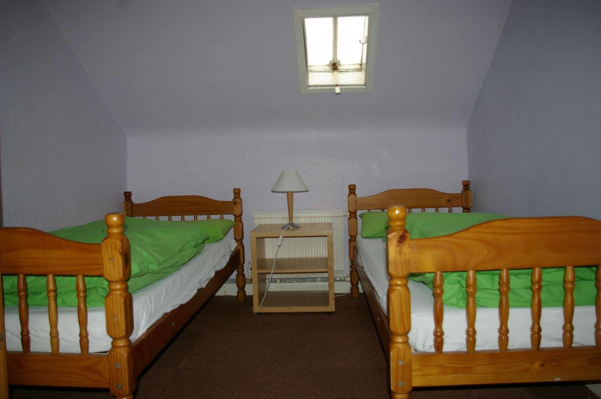 Yha Snowdon Ranger Hostel Ланберис Екстериор снимка