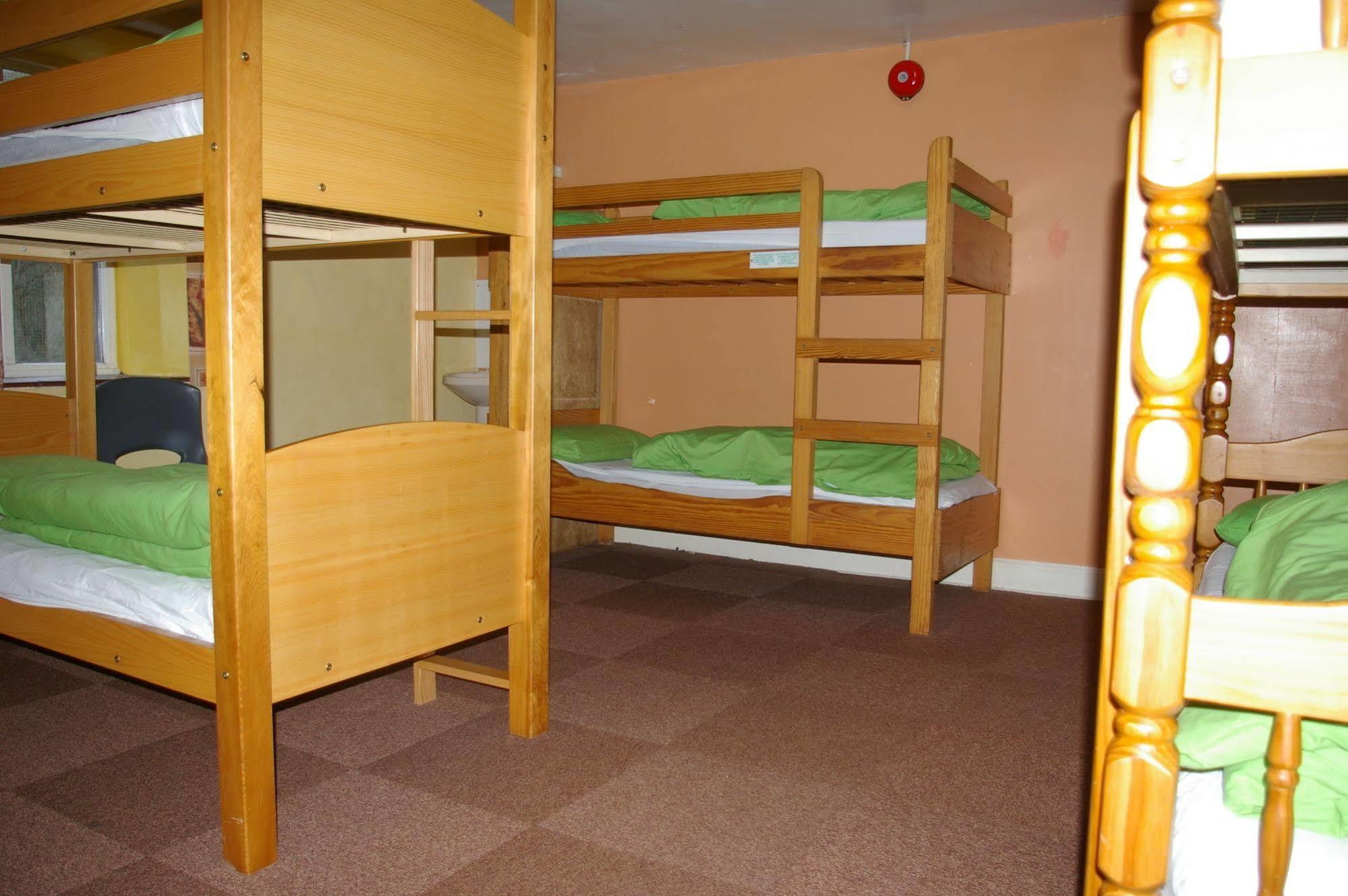Yha Snowdon Ranger Hostel Ланберис Екстериор снимка